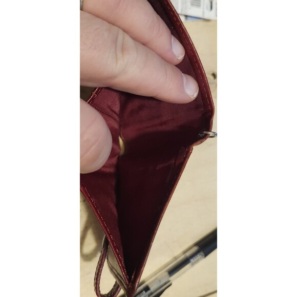 Wilsons Leather Pelle Studio Wallet – Italian Leather, Maroon, Snap Closure - Picture 5 of 5